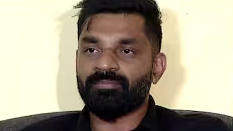 ‘390 രൂപയുടെ സാരി 1600 രൂപയ്ക്ക് നൽകിയില്ല, നടക്കുന്നത് വ്യാജ പ്രചാരണം’: വിവാദങ്ങൾക്ക് പ്രതികരണവുമായി മൃദംഗ വിഷൻ പ്രൊപ്രൈറ്റർ | Kaloor stadium accident