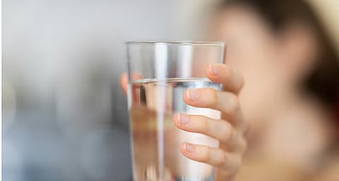 അമിതമായി വെള്ളം കുടിക്കുന്നത് നിങ്ങൾക്ക് ദോഷകരമാകുമോ?