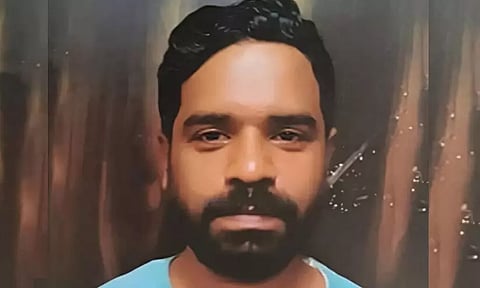 കാമുകിക്ക് വേണ്ടി മൂന്ന് കോടി രൂപയുടെ വീട് നിർമിച്ച കള്ളൻ പിടിയിൽ; കാമുകി പ്രമുഖ നടിയെന്ന് പൊലീസ് | Bengaluru Police