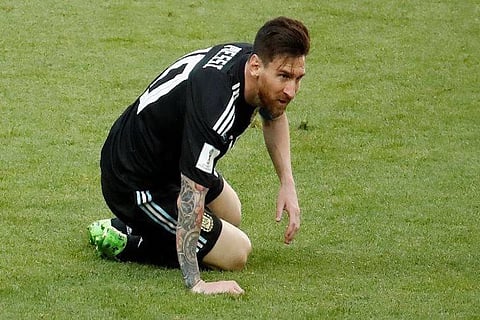 Maradona says Messi is a great player but not a leader