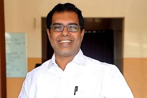 Congress leader in Kerala praises Narendra Modi, party to probe