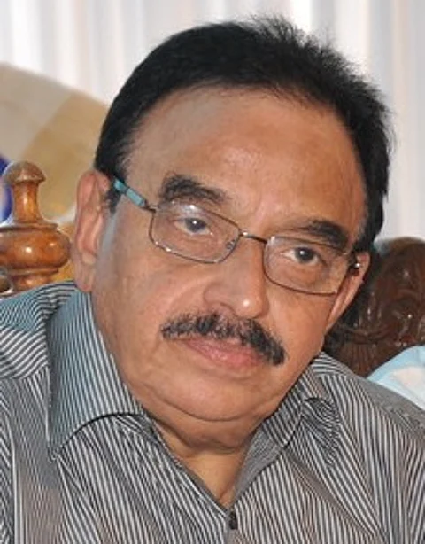 Green boards in place of black boards- Muslim league leader from Kerala accused of imposing ideology on school students