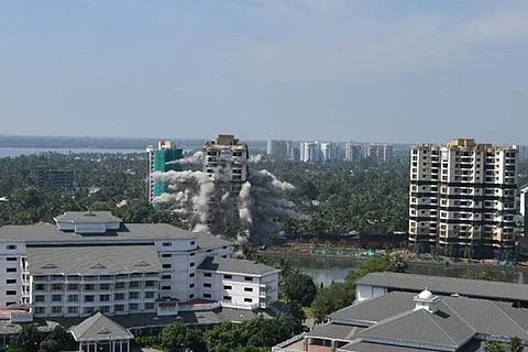 Demolition of Alfa Serene apartment
