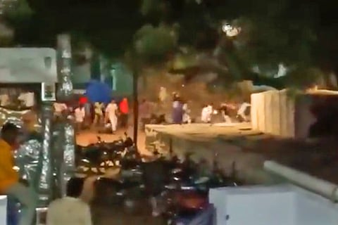 Visuals of people on the streets in Halagonda during the stone-pelting