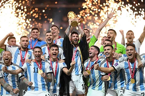 Argentina lift FIFA World Cup trophy