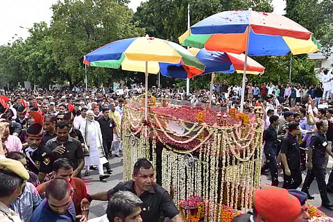 Former PM Atal Bihari Vajpayee cremated with full state honours