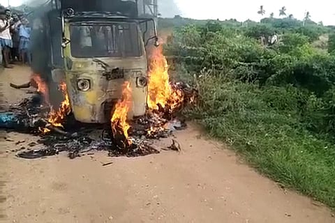 5 women burnt alive as high-tension power lines fall on auto-rickshaw in Andhra