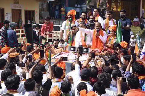 BJP questions the alliance of TRS and AIMIM