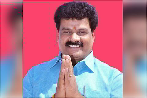 Income Tax raid on Congress MLA and candidate in K'taka Assembly polls, B Shivanna