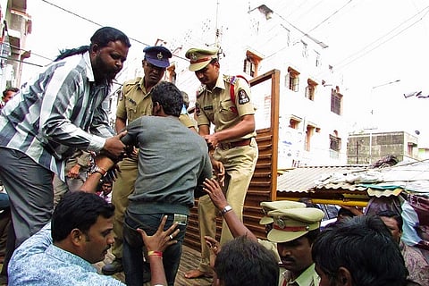 Spot a beggar in Hyd and get Rs 500: Telangana prisons dept resumes crackdown