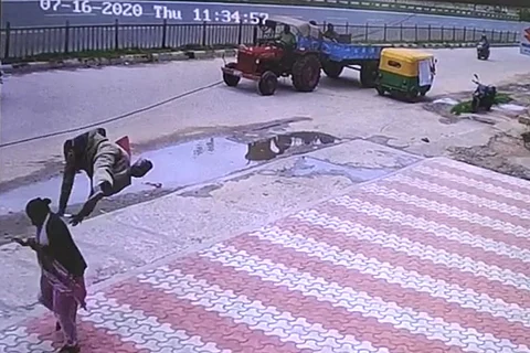 Video: Bengaluru man flung into air by hanging wire, crashes into woman