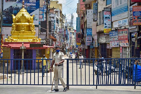 Bengaluru lockdown: Grocery stores, meat shops to be open from 5 am to 12 noon only