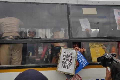 Police book student leaders over ‘controversial’ flag at anti-CAA protest in Bengaluru
