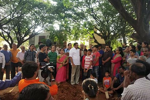 Bengaluru residents oppose move to turn community ground to police station