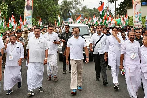Rahul Gandhi accompanied by his partymen on the Bharat Jodo Yatra