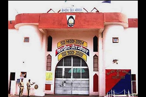 Bhopal jailbreak: SIMI activists used wood, toothbrush to make keys, says MP police