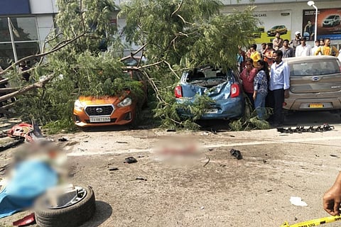 'Happened in a second': Eyewitnesses recount horrific car accident on Hyd flyover