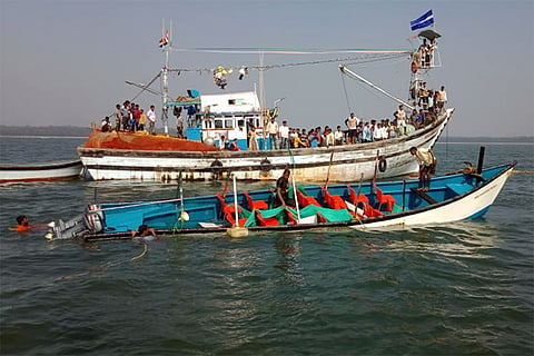 8 dead, 16 rescued after boat capsizes near Karwar