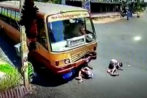 Video: 3 TN men on bike ram into bus, miraculously survive