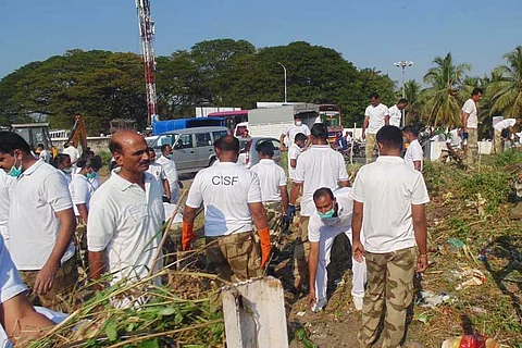 ‘Say no to single use plastic’: CISF personnel hold plogging drive in Kochi