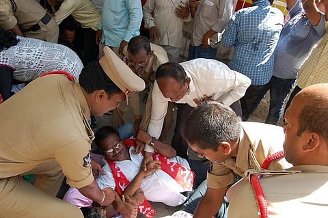 Andhra opposition parties plan massive protest to demand special status