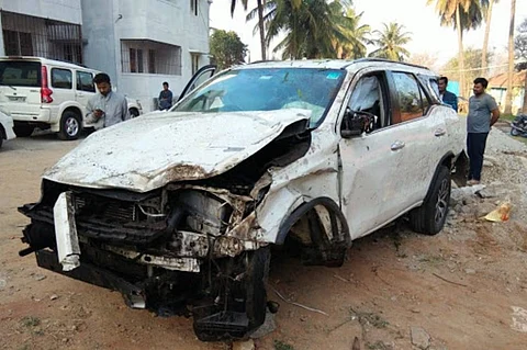2 killed after K’taka BJP MLA CT Ravi’s car rams into parked vehicles