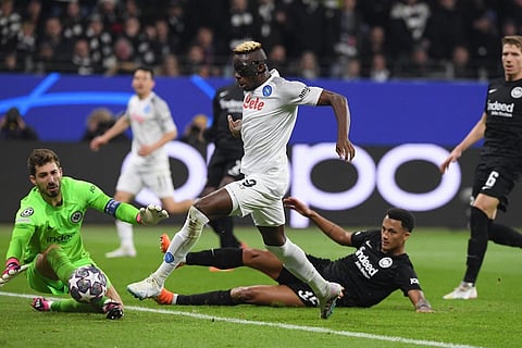 Napoli ease past Frankfurt in UEFA Champions League