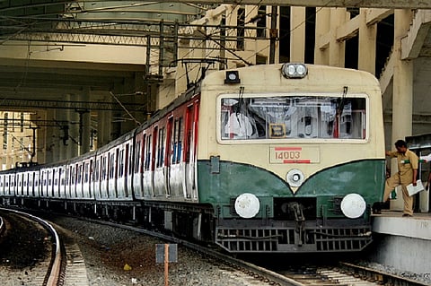 Mother and daughter killed after falling from moving train in Chennai