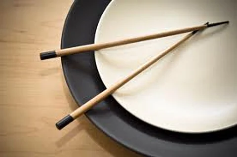 A Harvard Professor's Food War Over $4