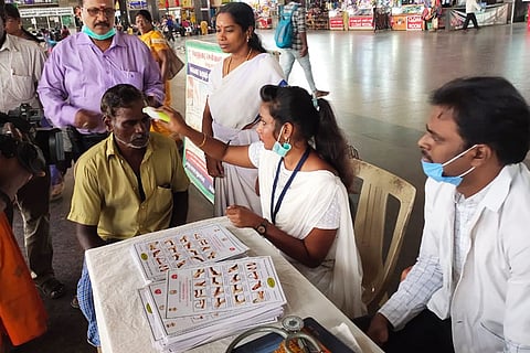 Tamil Nadu govt says people with symptoms of COVID-19 can get tested