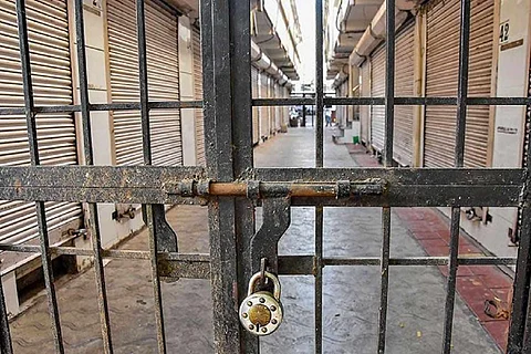 'PM has taken correct decision to extend the lockdown', CM Kejriwal tweets