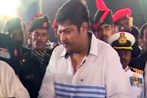 Jaya's nephew Deepak seeks keys to Veda Nilayam, moves HC