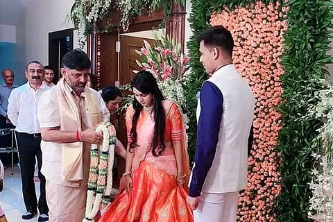 DK Shivakumar with daugher Aisshwarya