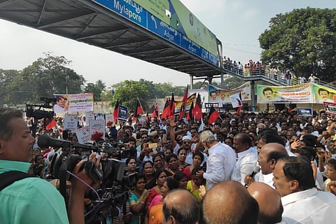 DMK protests outside Raj Bhavan over Governor’s inaction on Kodanad controversy