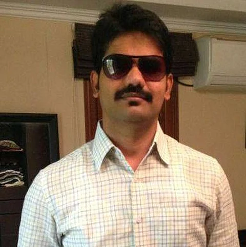 Who took video clip of D K Ravi's body being lowered from the noose and circulated it?