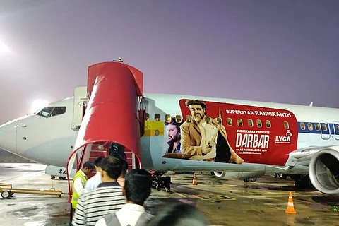 'Darbar' promos reach the skies, Spicejet flies aircraft with Rajini image