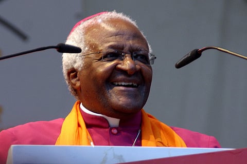 Anti-apartheid activist and Nobel Peace Prize winner Desmond Tutu dies at 90
