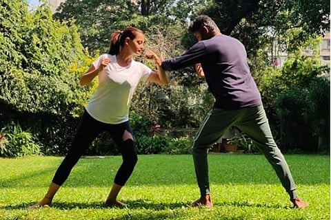 Diya Mirza learning Kalaripayattu
