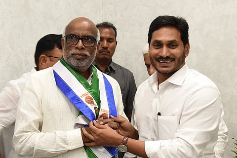 Former state minister Dokka Manikya Varaprasad quits TDP to join YSRCP