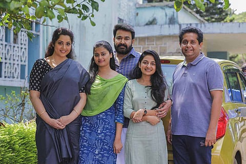 Actors of 'Drishyam 2' with director Jeethu Joseph