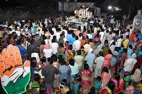 Congress campaign in Dubbaka