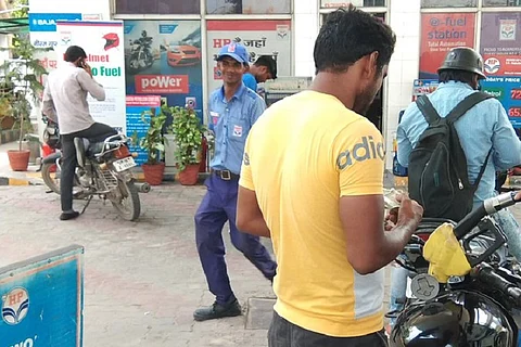 ‘No helmet, no petrol’ rule to come into effect in Bengaluru from Aug 5