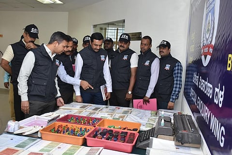 CCB busts fake stamp paper racket.