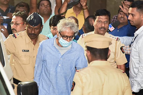 Gautam Navlakha being released from jail