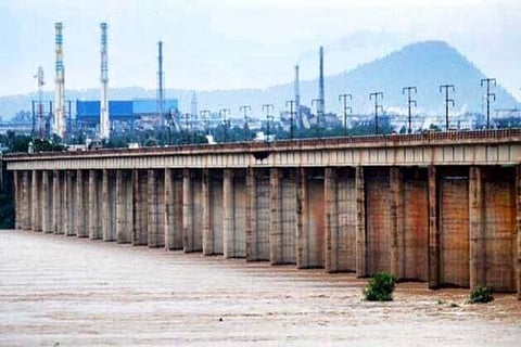 Relief for flood-prone villages: Godavari water level in Telangana’s Bhadrachalam drops