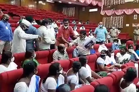 Guntur district collector orders arrest of doctor during a review meeting