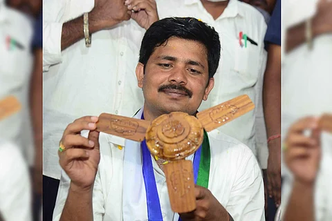 YSRCP leader Maddila Gurumoorthy