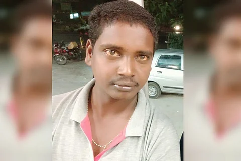 Driver who tried to rescue Telangana Tehsildar who was set ablaze, also dies