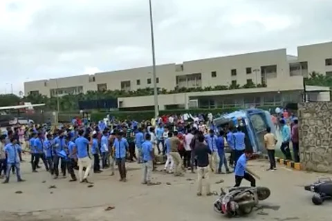 Protests by Karnataka garment workers against no salary, police lathicharge