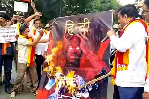 Kannada organisations staging a demonstration at Mysuru Bank circle in Bengaluru.
